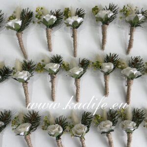 Бутониери за ревер с горска тема