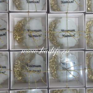 Alternative view of Подаръци за хатим