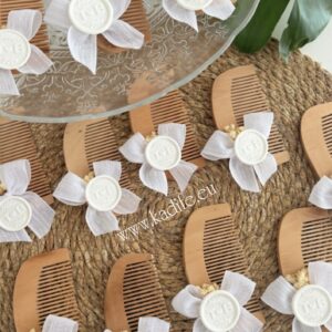 Alternative view of Гребен с декорация- сватбен подарък за дамите