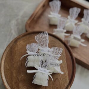 Бъбъл свещ с декорация от дантела - Image 3